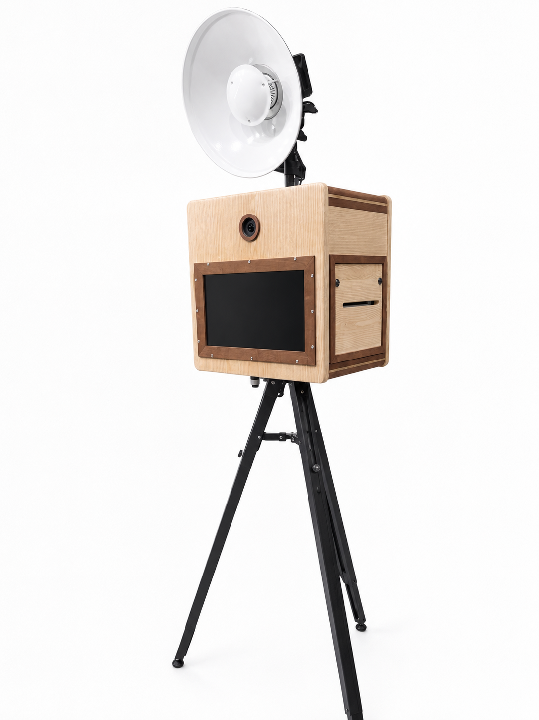 Photobooth vintage en bois, 150 tirages aux formats 10 x 15 cm ou 5 x 15 cm inclus